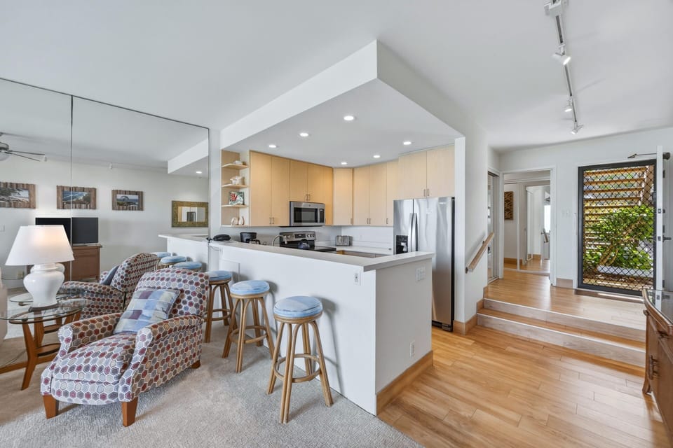 Condo, 1 Bedroom | Interior