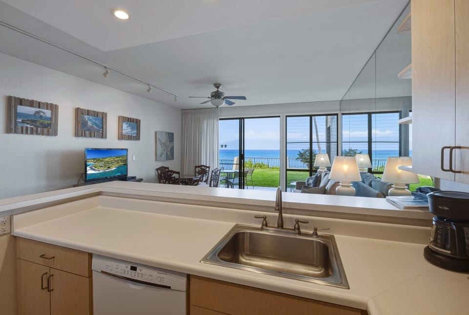 Condo, 1 Bedroom | Interior