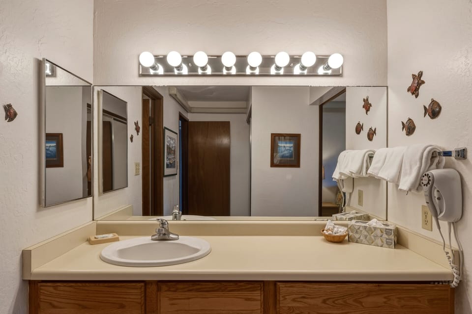 Napili Point Maui Oceanfront Stay 1br - Unit B25 1 Bedroom Condo Apartment in Kapalua