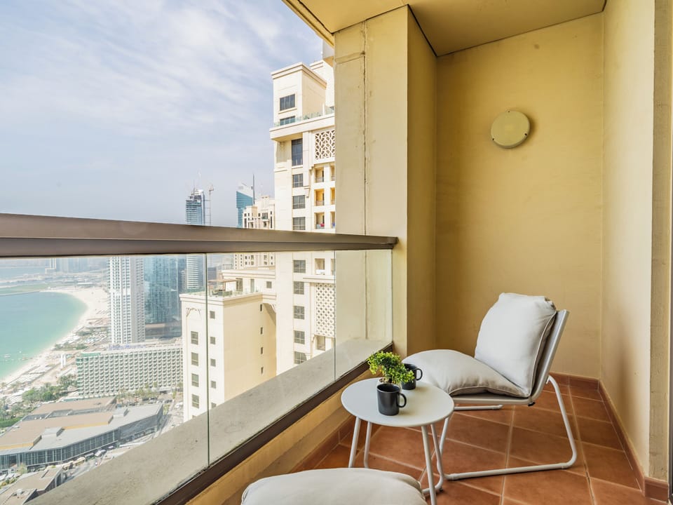 Apartment, Balcony, Sea View | Property grounds