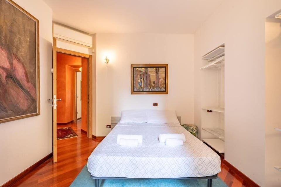 Apartment, Balcony | In-room safe, desk, soundproofing, iron/ironing board