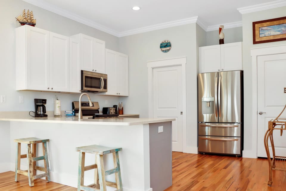 House, Multiple Beds (Rhapsody in Blues) | Private kitchen