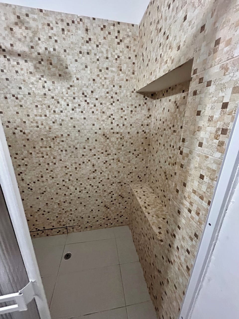 Standard Double Room | Bathroom | Shower, towels, soap, toilet paper
