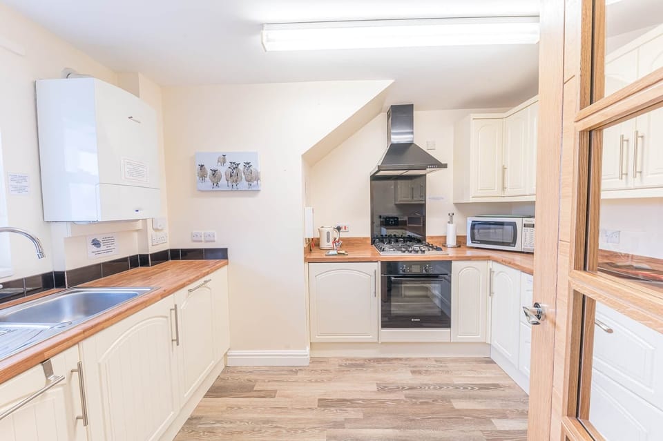 Tigg's Place Kitchen