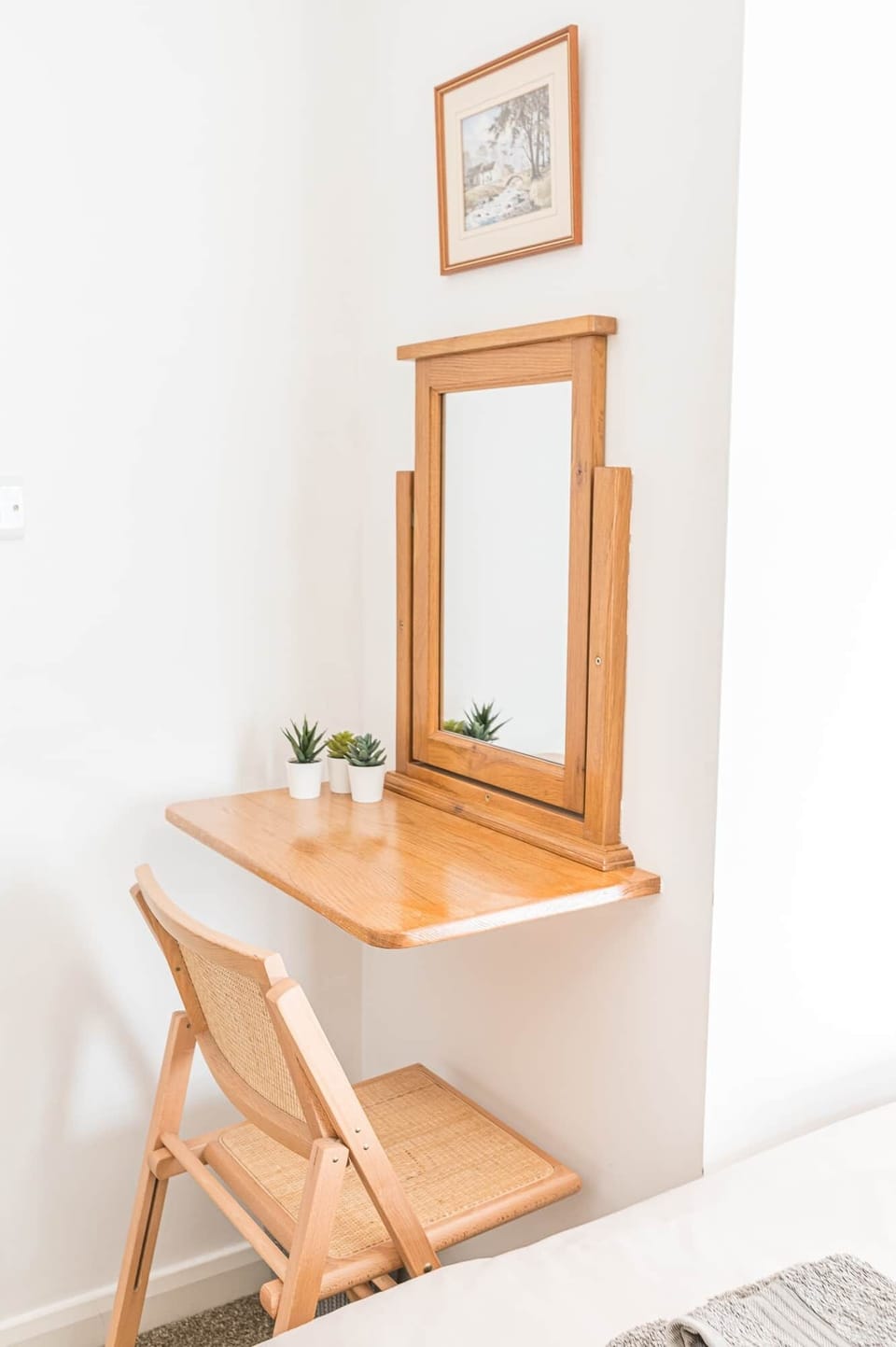 Twin bedroom