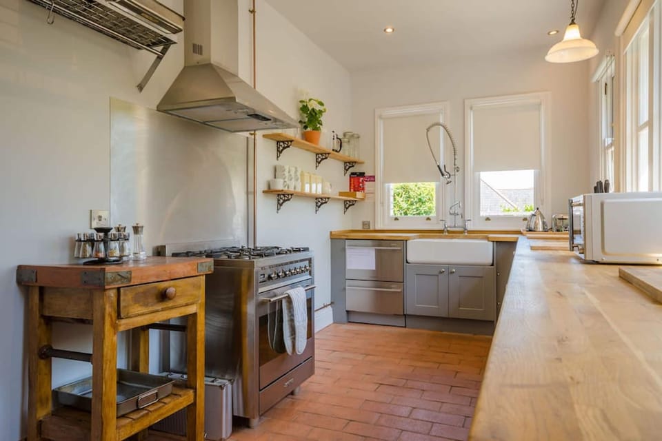 House | 4 bedrooms, Internet