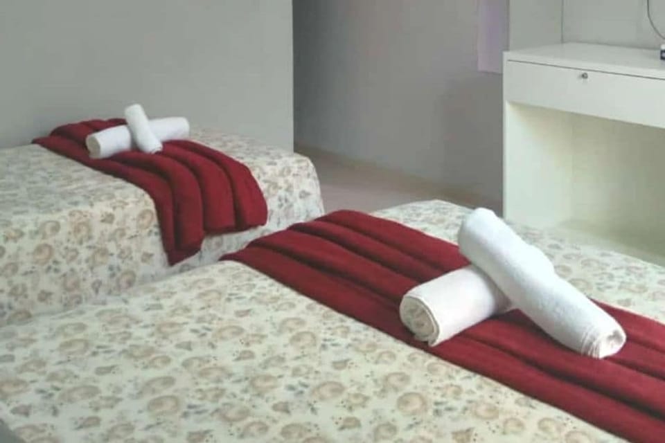 Comfort Room | Free WiFi