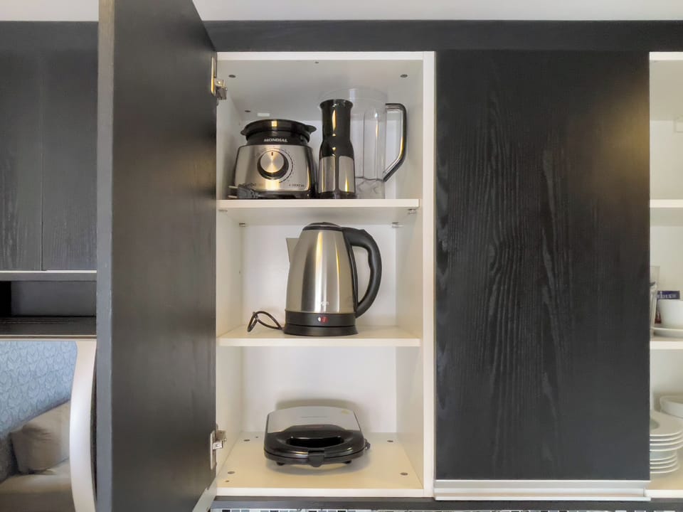 Studio | Coffee and/or coffee maker