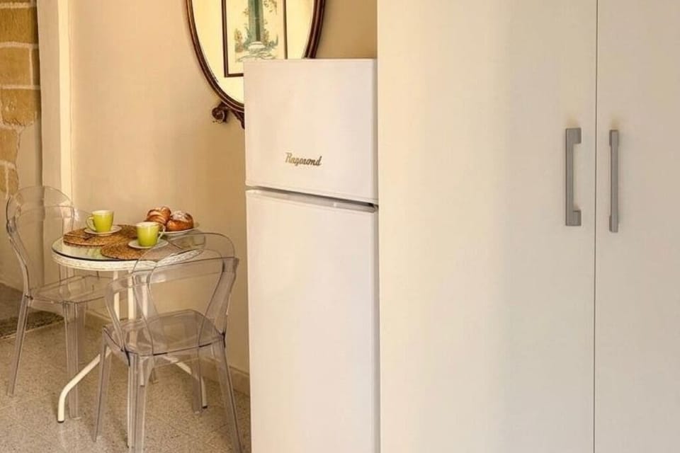 Suite | Dining