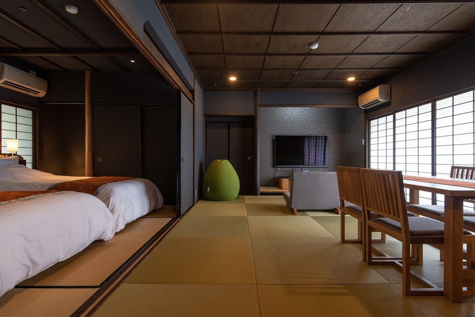 Two-beds Semi Suite with hot spring (2nd Floor) | Down comforters, memory foam beds, free minibar, in-room safe