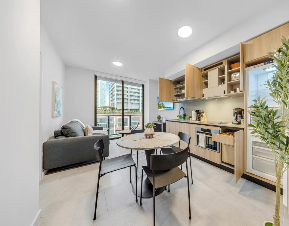 Condo, Balcony, City View | Interior