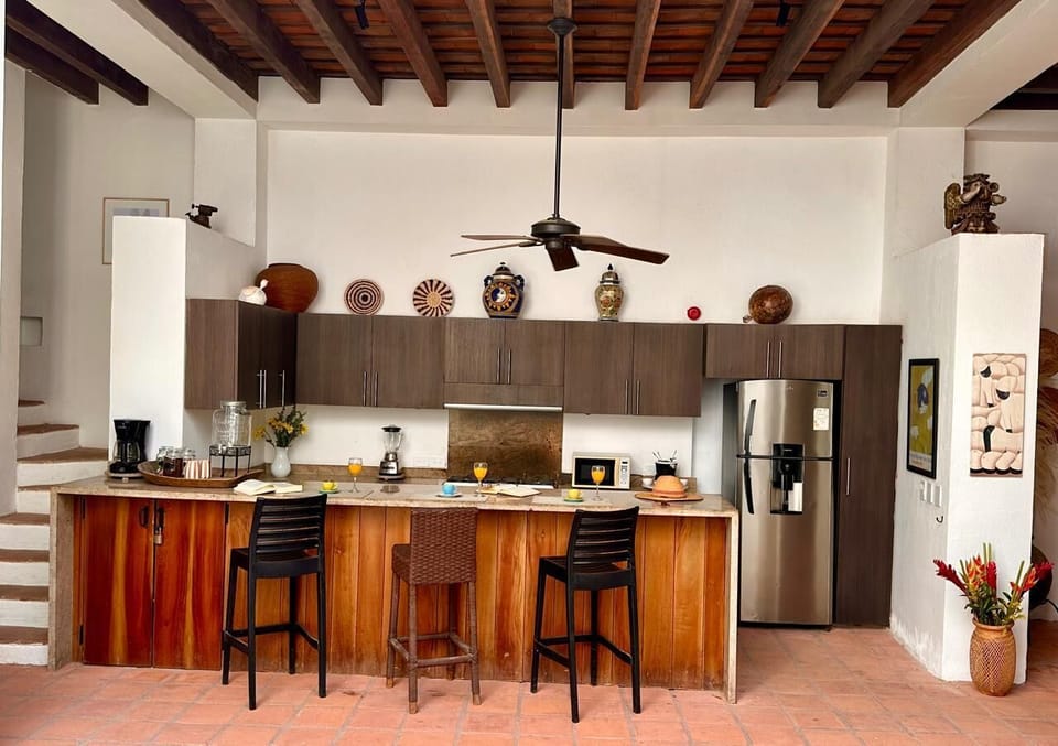 House, Pool View | Private kitchen | Griddle, dining table