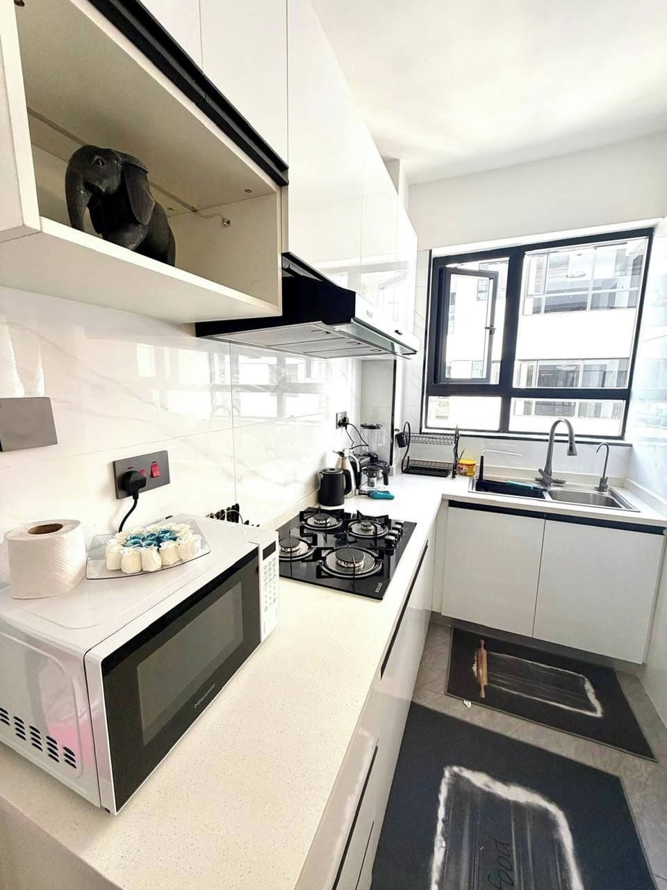 Apartment, 2 Bedrooms, Accessible, Smoking | Private kitchen