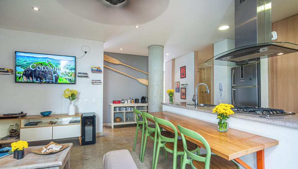 Apartment, Garden View | Dining room
