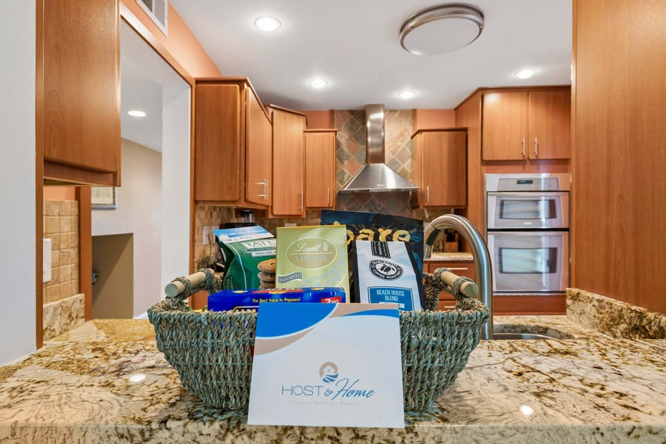 Welcome basket upon entry