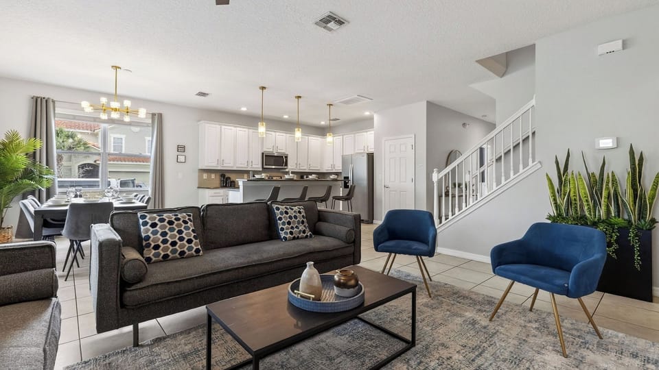 House (Multiple Bedrooms) | Interior