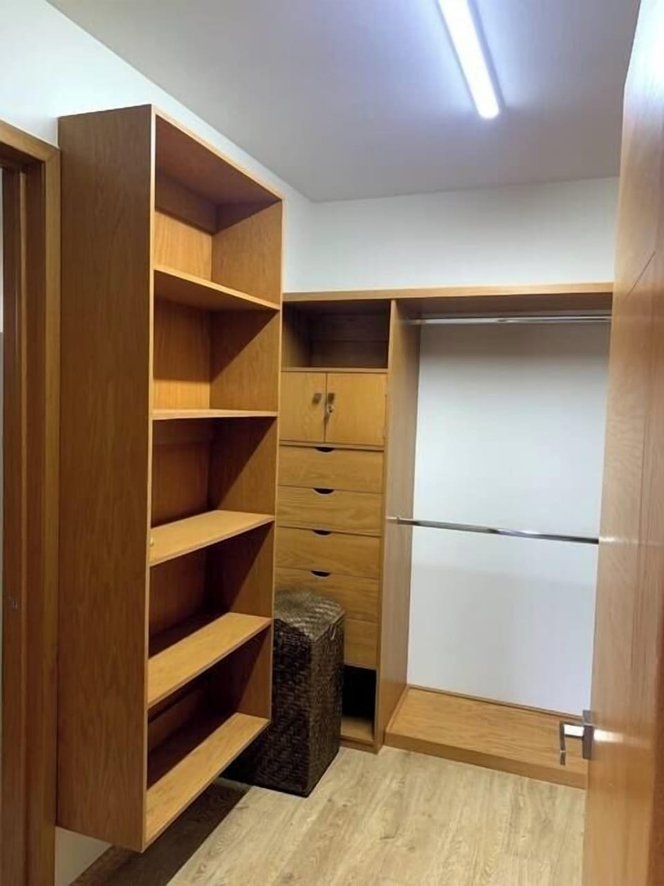 Vestidor de recámara principal