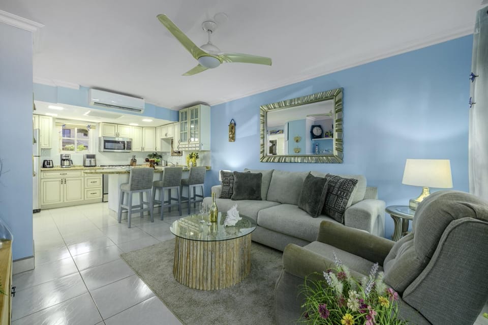 1BR1BA Condo @Wacamaya Condos~Pool, BBQ & Balcony (37396)
