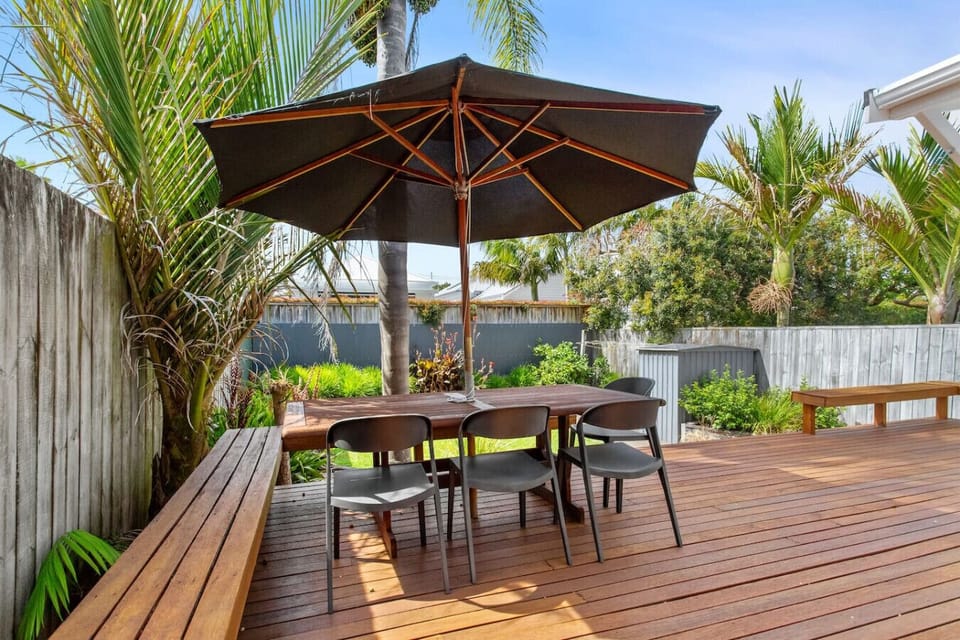 Private, sunny deck and garden - fully fenced