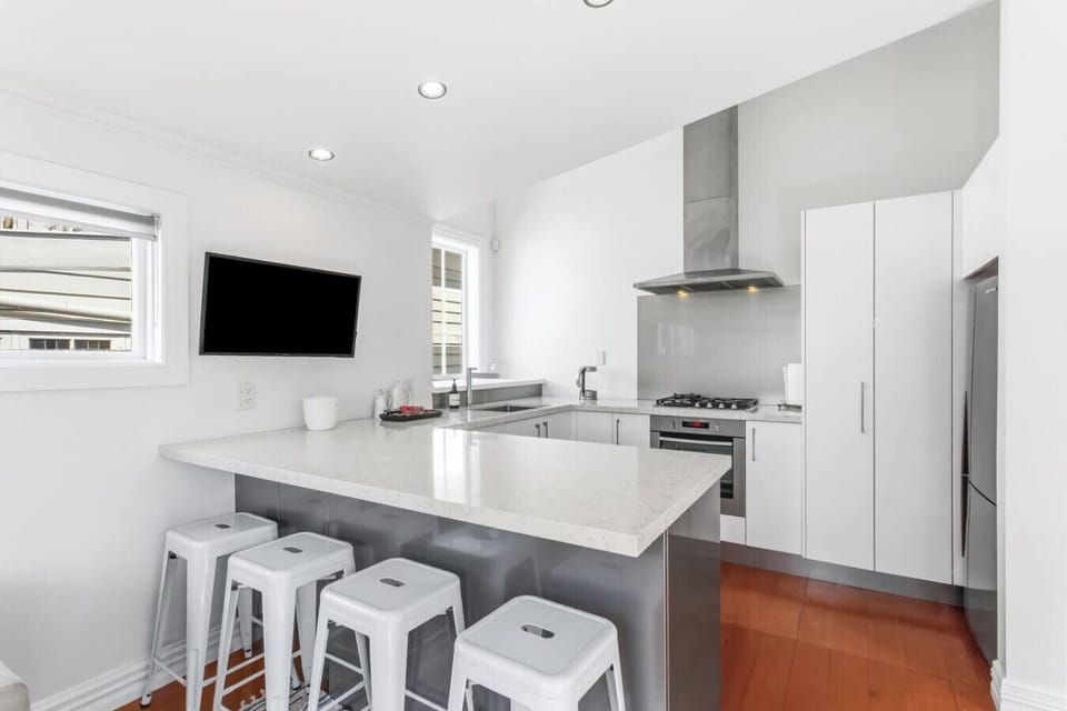 Fully equipped kitchen and the TV