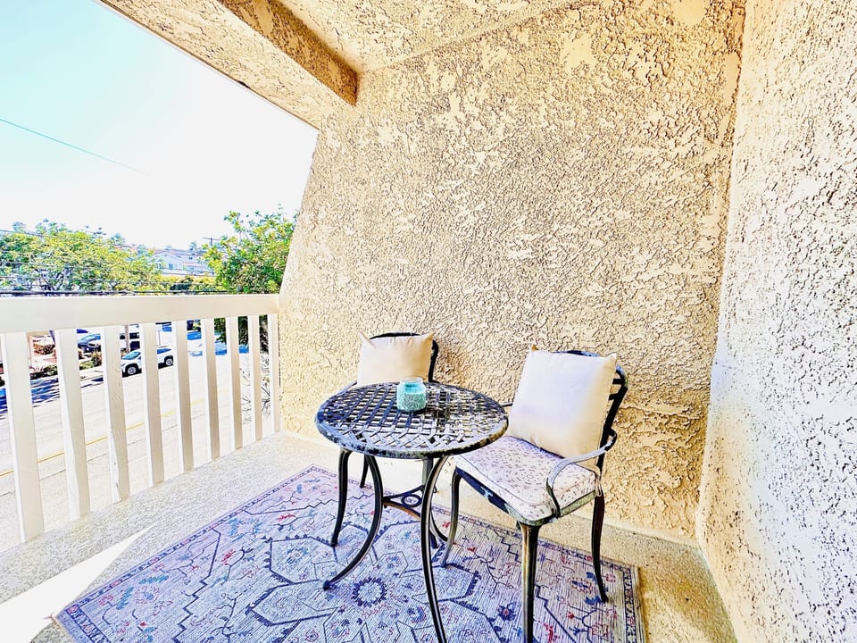 Upstairs Patio1