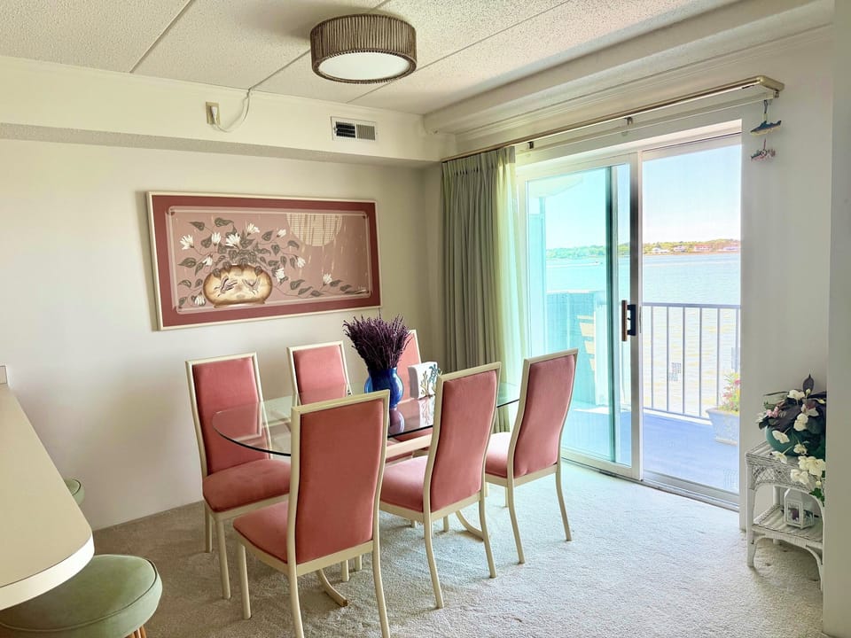 Dine with Amazing Bay views from the Comfort of the Condo