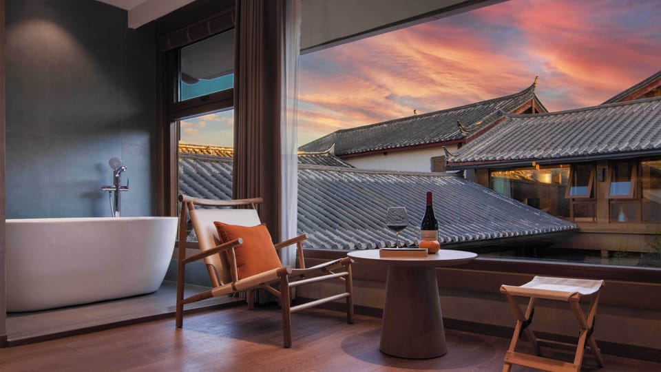 Superior Double Room, Courtyard View | Desk, laptop workspace, blackout drapes, soundproofing