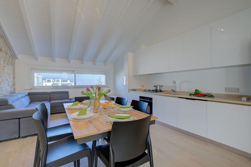 Kitchen and dining area
