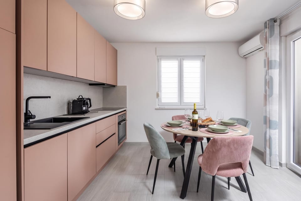 Kitchen and dining area