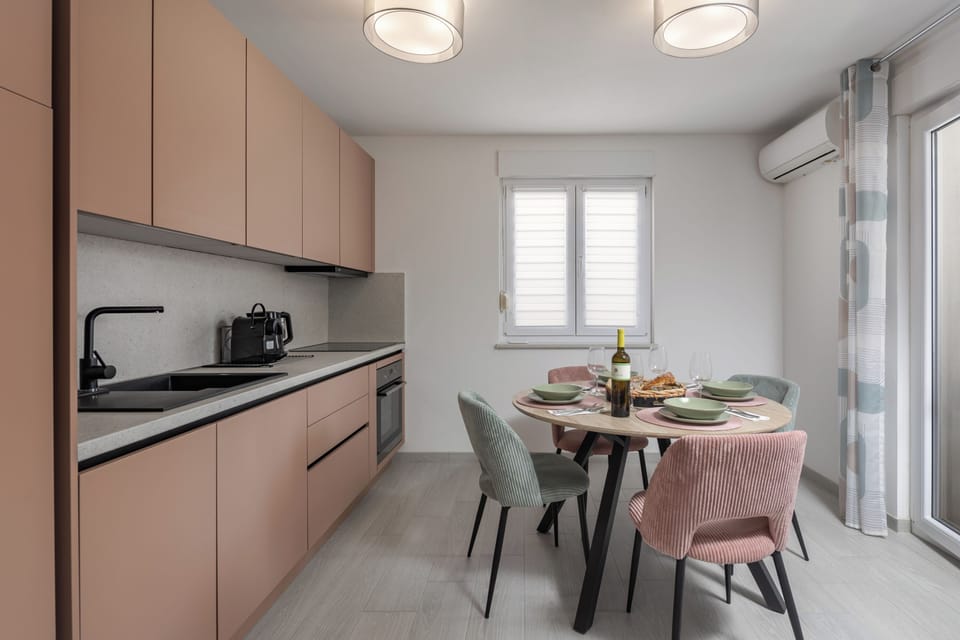 Kitchen and dining area