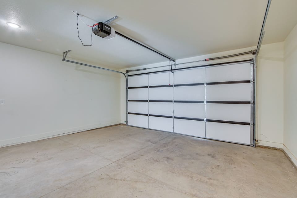 Garage Parking (2 Vehicles)