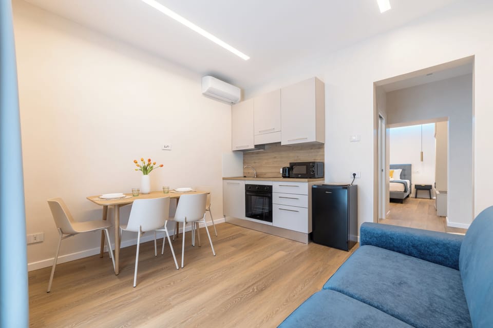 Exclusive Room, Balcony, City View | Interior