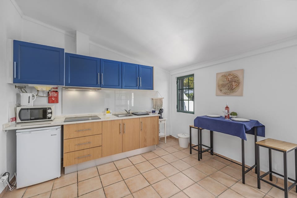 House | 1 bedroom