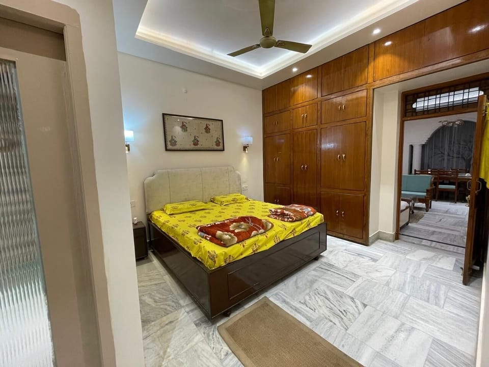 Double or Twin Room | Iron/ironing board, free WiFi