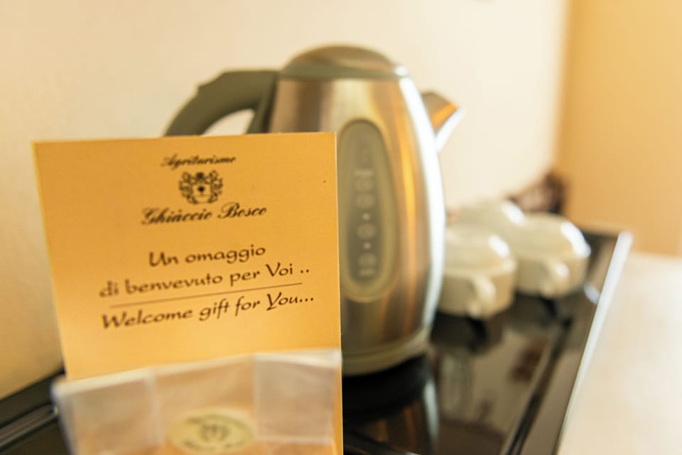 Classic Double Room | In-room safe, blackout drapes, free WiFi