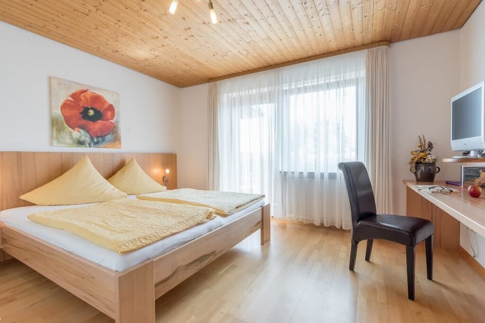 Double Room | Free WiFi