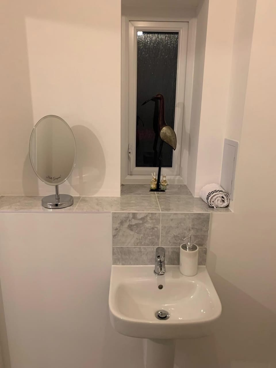 House- Sleeps 6 & Free Parking House in Grays