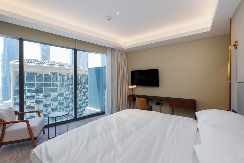 Elite Apartment, 2 Bedrooms, Balcony, City View