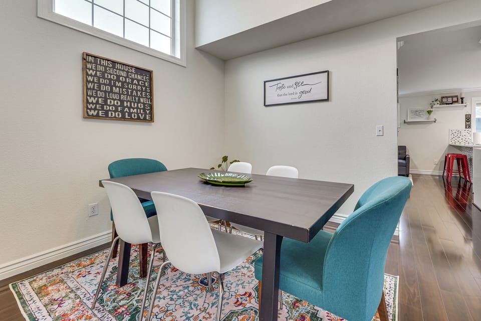 House (4 Bedrooms) | Interior