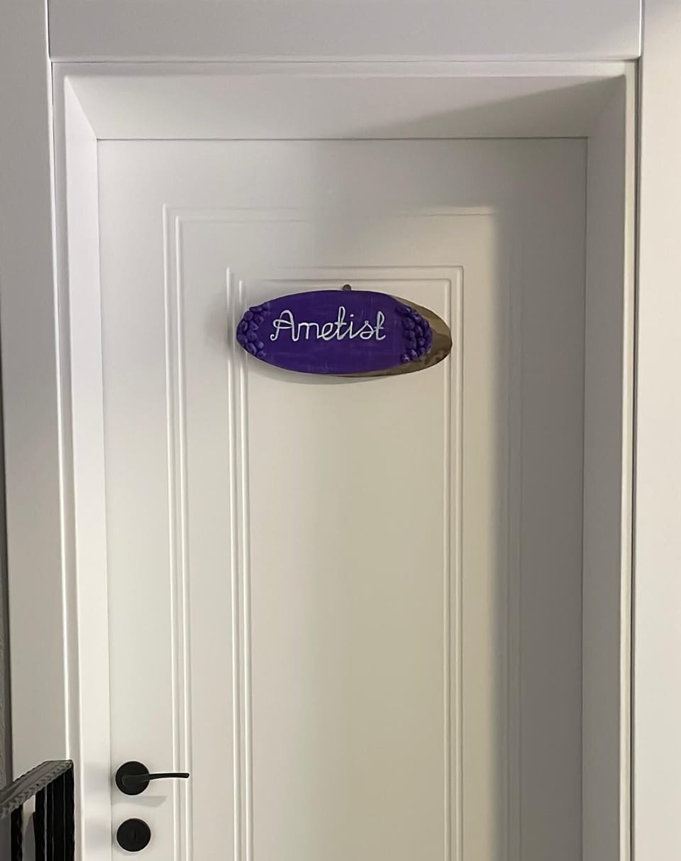 AMETIST ODA | Interior