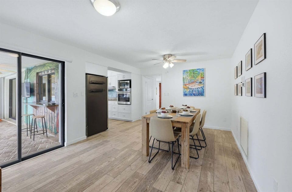 House, 3 Bedrooms | Dining