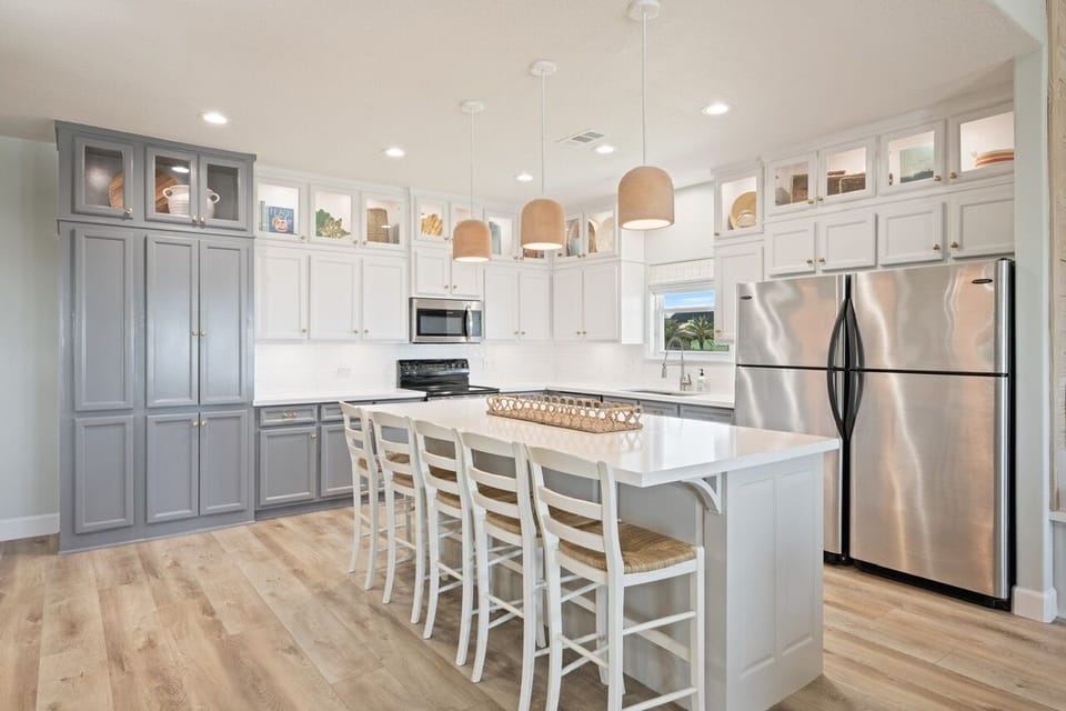 House, 3 Bedrooms | Private kitchen | Fridge, oven, coffee/tea maker, toaster