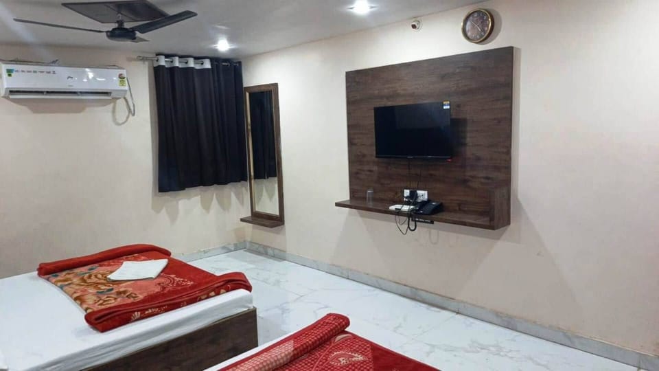 Deluxe Quadruple Room | Desk, WiFi (free)