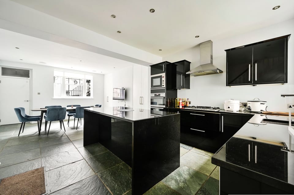 House, Smoking | 4 bedrooms