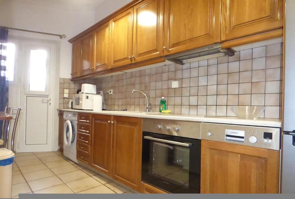 House | 2 bedrooms, soundproofing