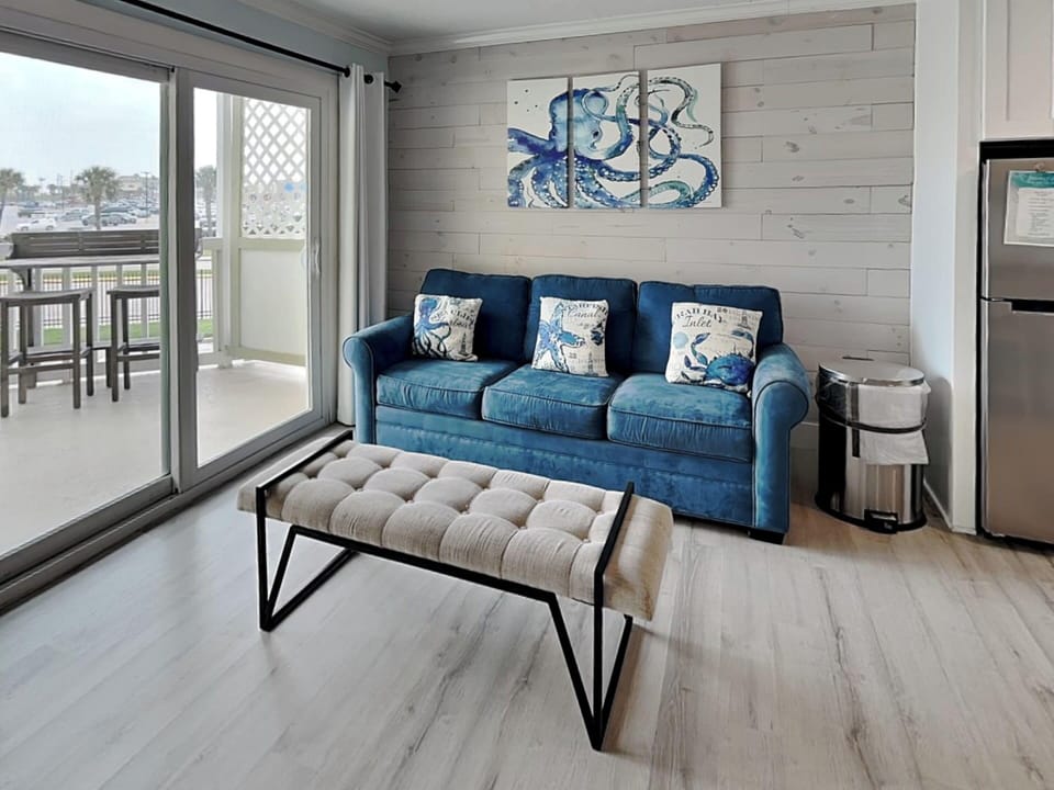 Condo (1 Bedroom) | Property amenity