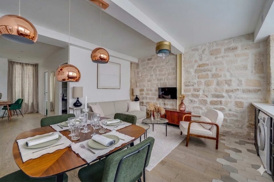 Espace à vivre avec canape lit