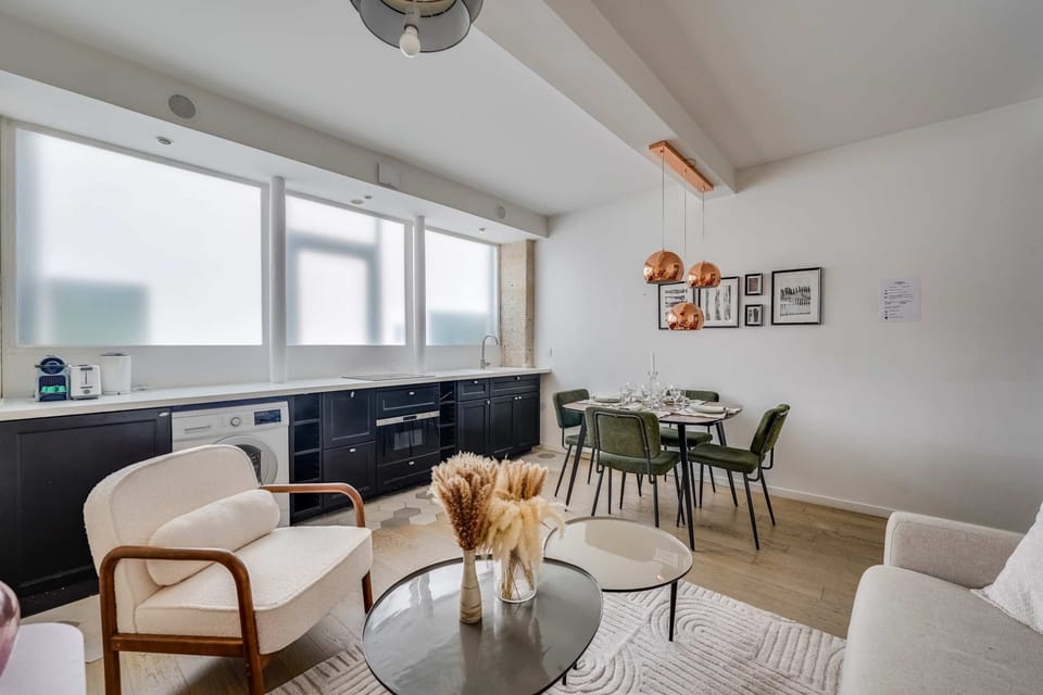 Espace à vivre avec canape lit