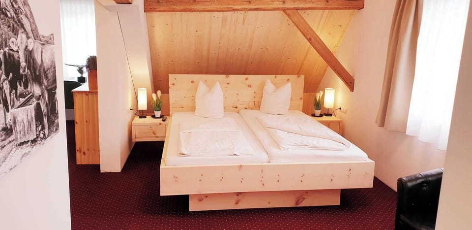 Superior Double Room, Mountain View | Free WiFi