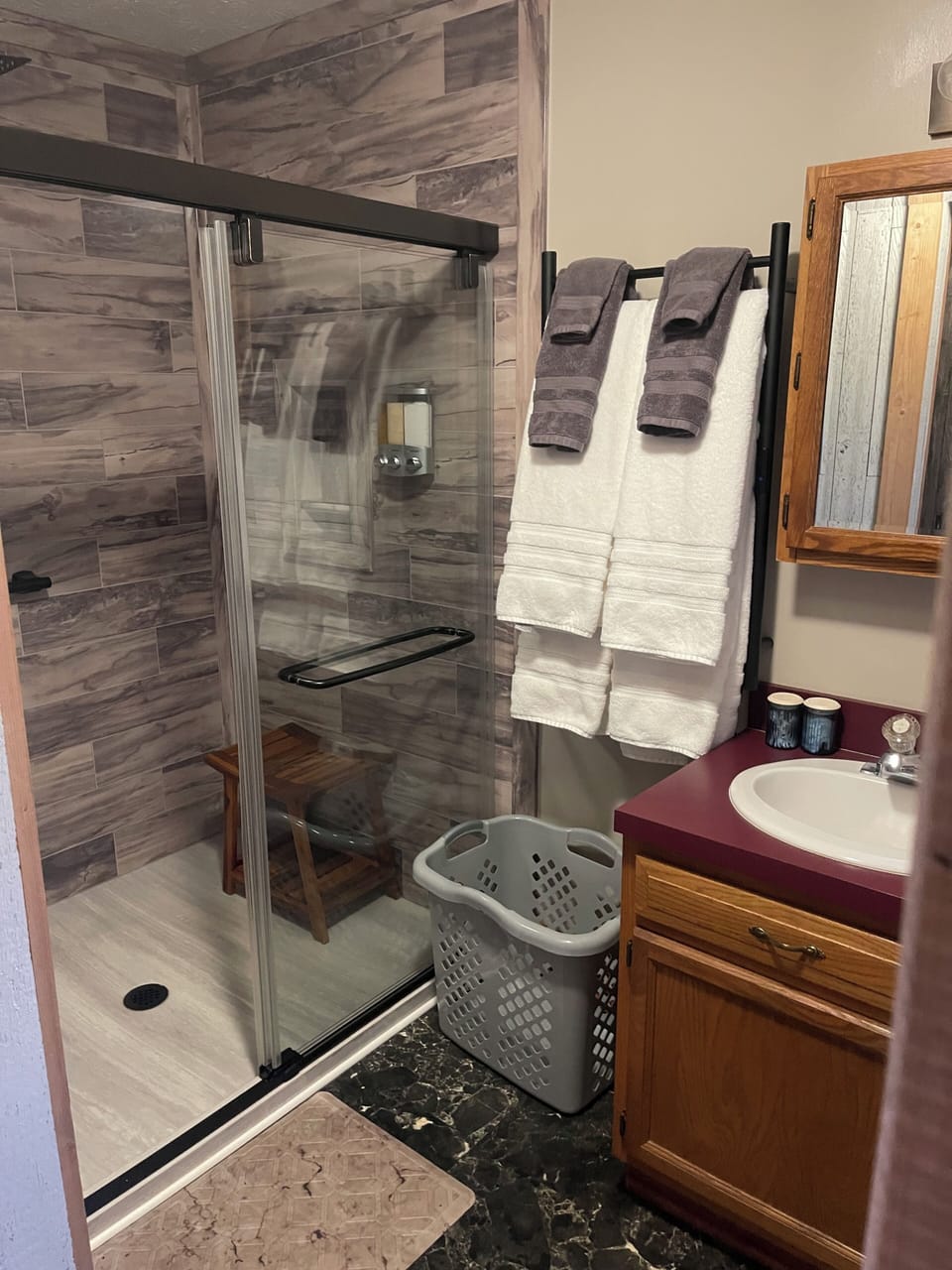 Upper Floor bathroom
